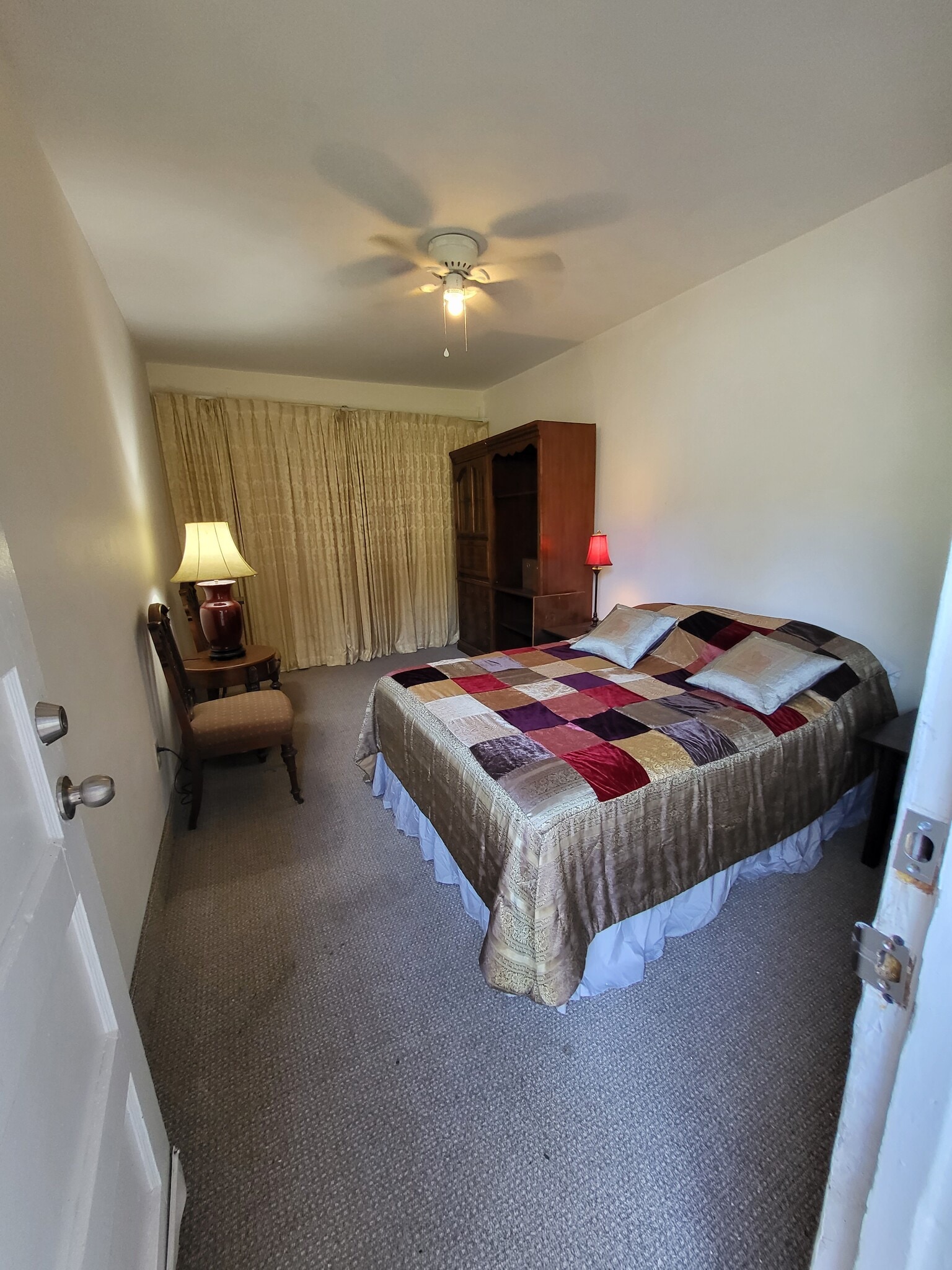 back bedroom - 3020 E 17th St