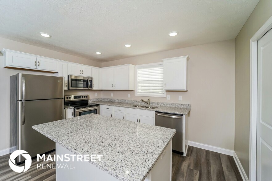 Building Photo - 11924 Washington Green Rd