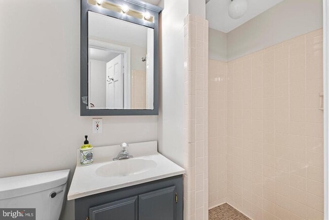 Building Photo - 1106 Brentfield Dr