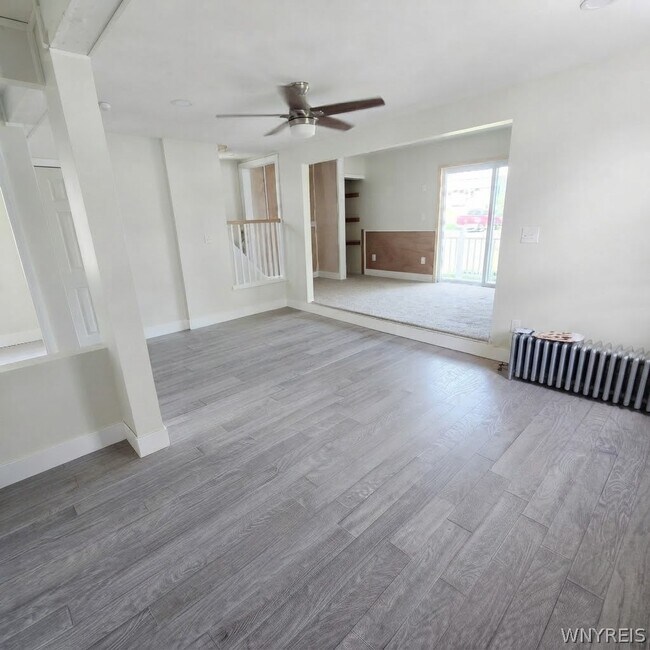 Building Photo - 833 Revere Ave