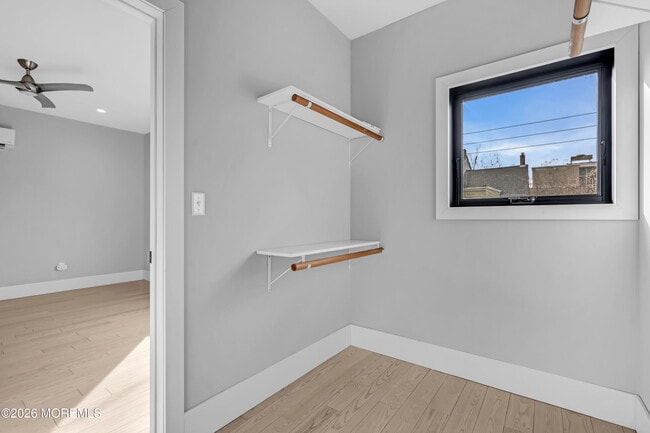 Building Photo - 10 McCready's Alley