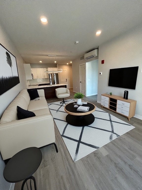 Building Photo - 148 Old Post Rd