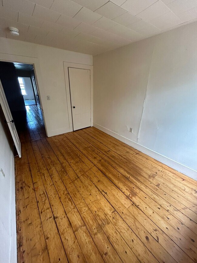 Building Photo - 149 N Union St