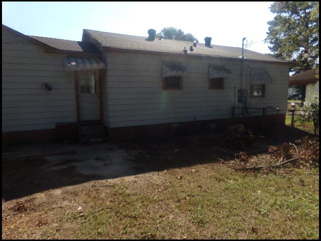 Building Photo - 12 Quillen Ave