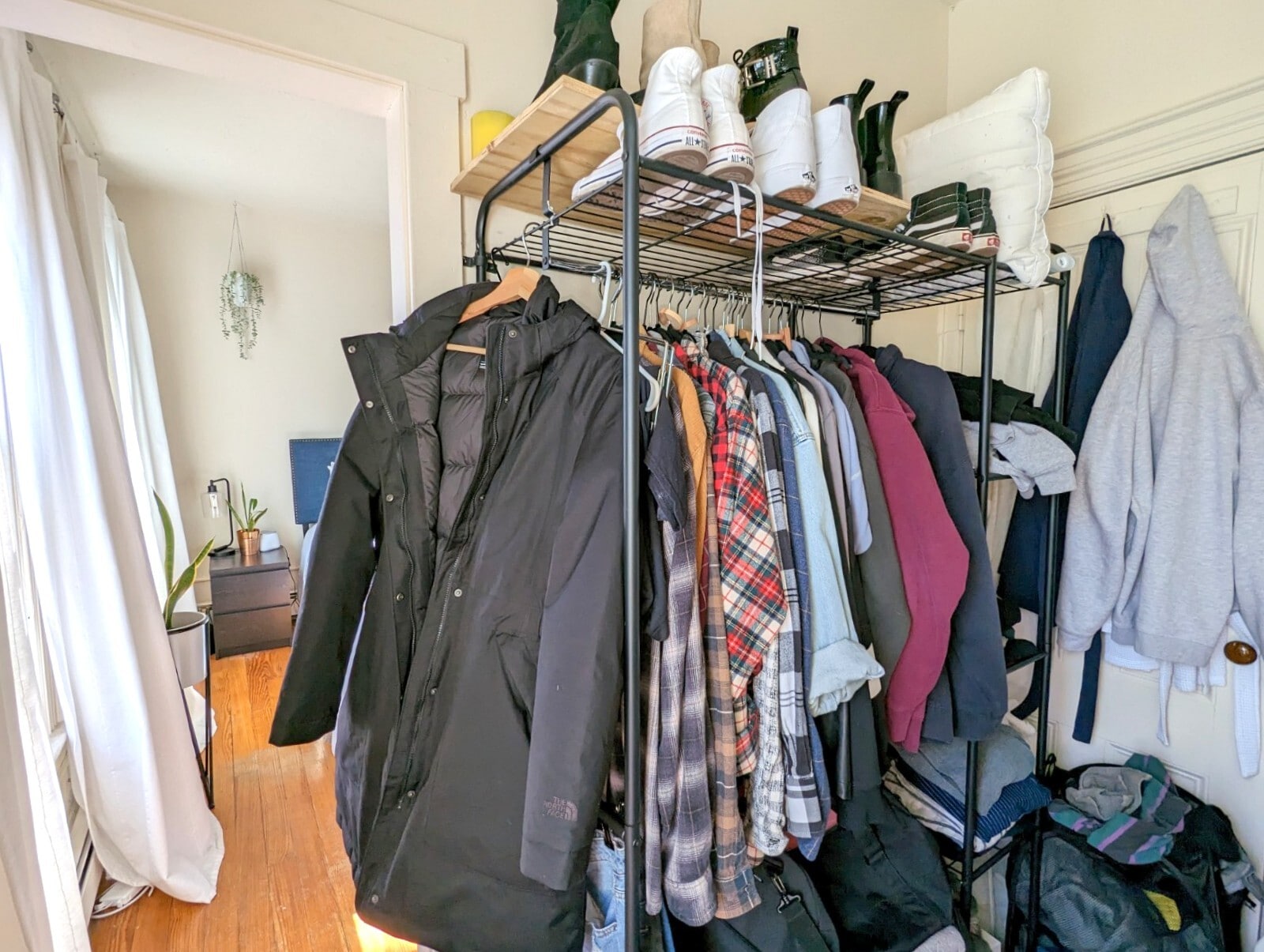 Building Photo - 8 Evergreen Sq