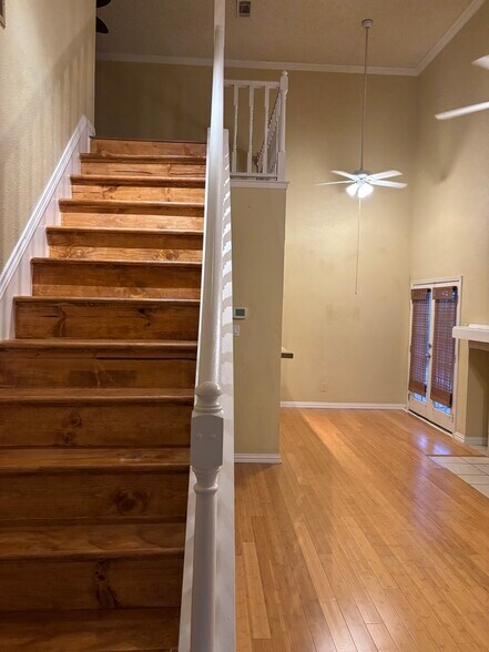 Building Photo - 2428 Forest Brook Ln