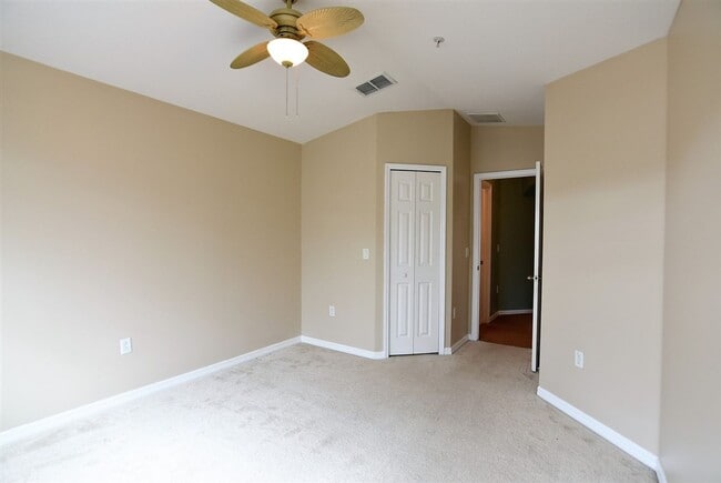 Building Photo - OVIEDO 3br 2.5ba townhome in Arborview Par...