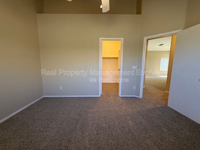 Building Photo - 40517 N Territory Trail
