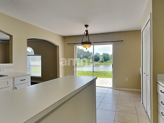 Building Photo - 30230 Double Dr