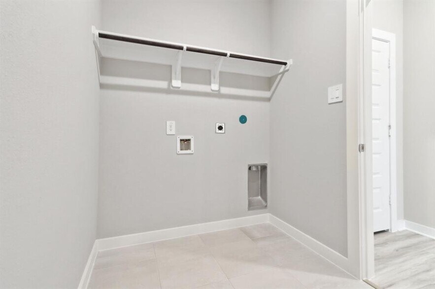 Building Photo - 6254 Brazos Trl Dr