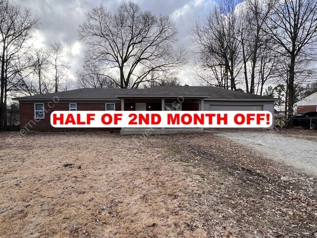 Building Photo - 1009 Willard Dr
