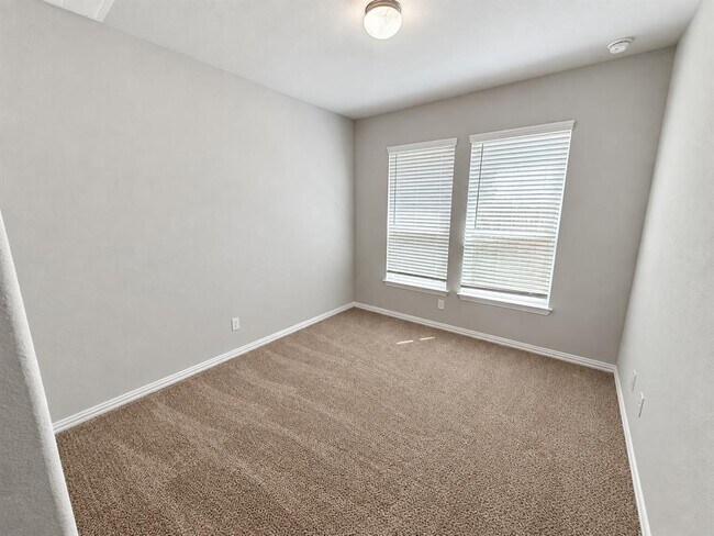 Building Photo - 6050 Malta Cir