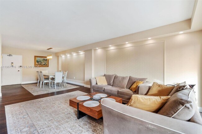 Building Photo - 1985 S Ocean Dr