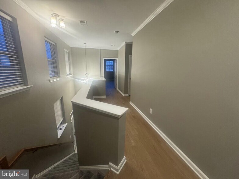 Building Photo - 13884 Greendale Dr