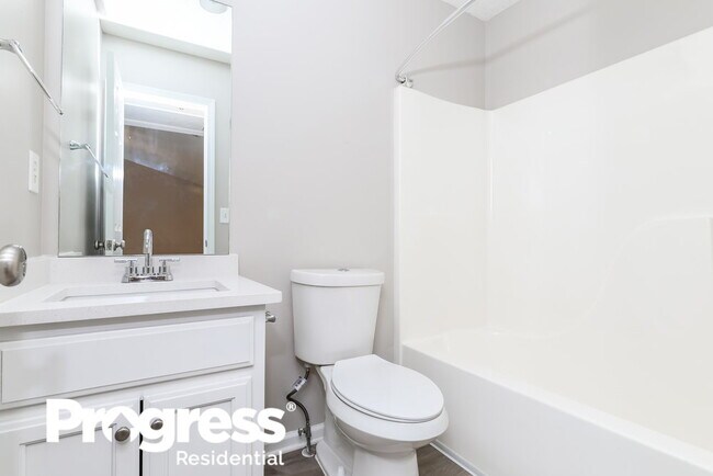 Building Photo - 865 Amelia Grove Ln SE