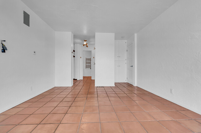 Building Photo - 3426 S Carolina St