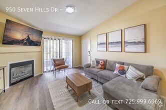 Building Photo - ** Mid-Term Furnished Rental **