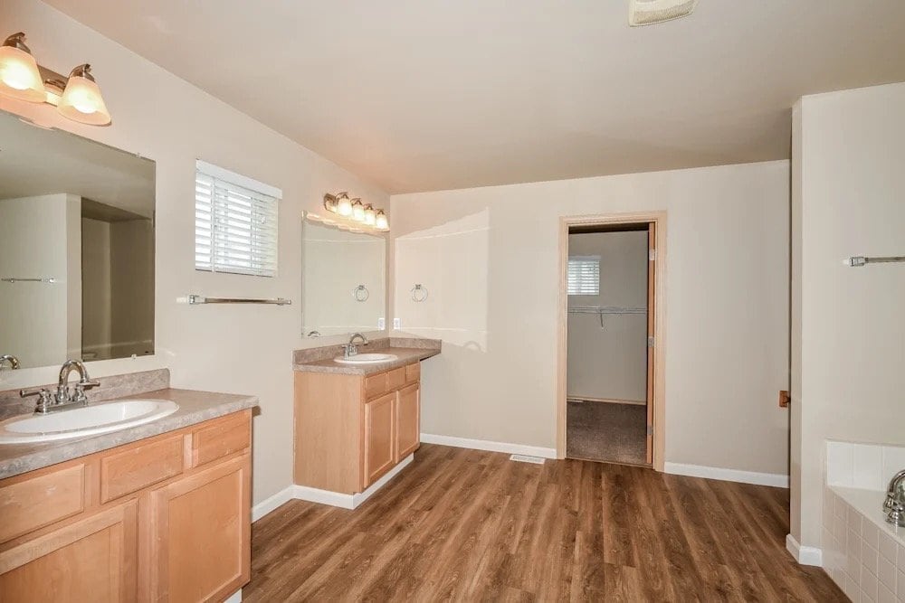 Building Photo - 5018 200th St Ct E