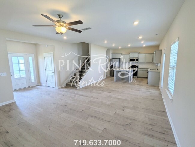 Building Photo - 4014 Colleton Ln