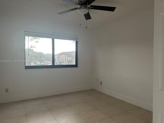 Building Photo - 9122 W Atlantic Blvd