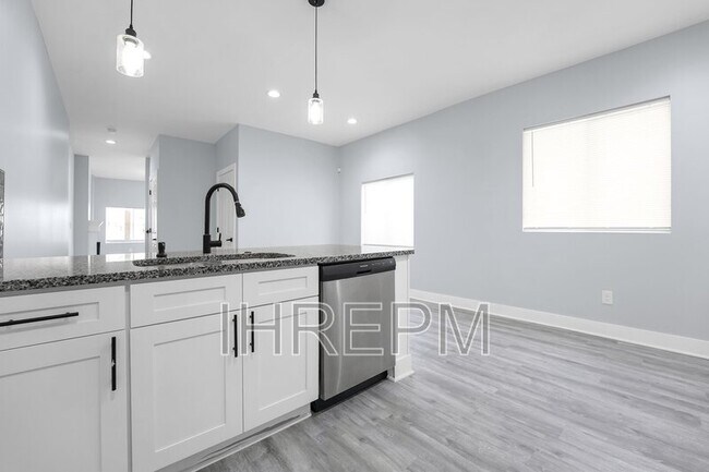 Building Photo - 1157 Atcheson St