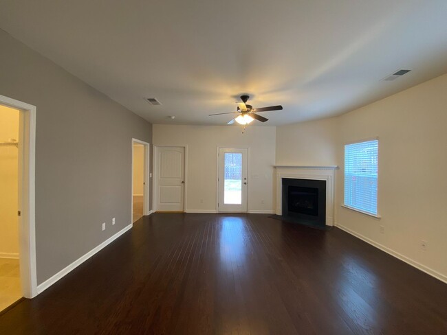 Building Photo - Home for rent in Trussville! View with 48 ...