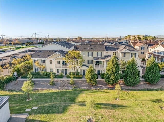 Building Photo - 814 Silk Tree