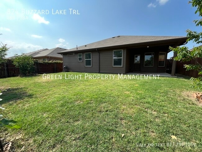 Building Photo - 824 Buzzard Lake Trl