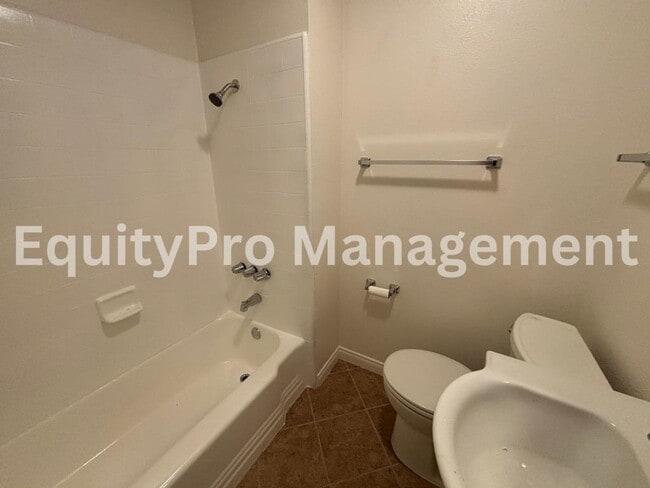 Building Photo - 7043 Pickering Ave