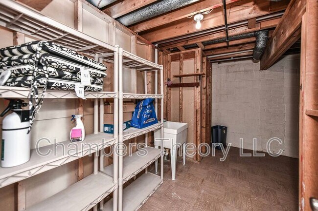 Building Photo - 2109 Kings Mill Ct