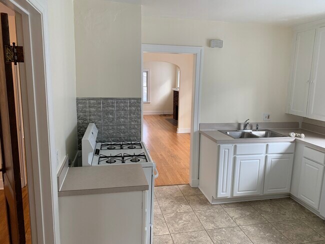 Kitchen 2 - 216 Miles Ave