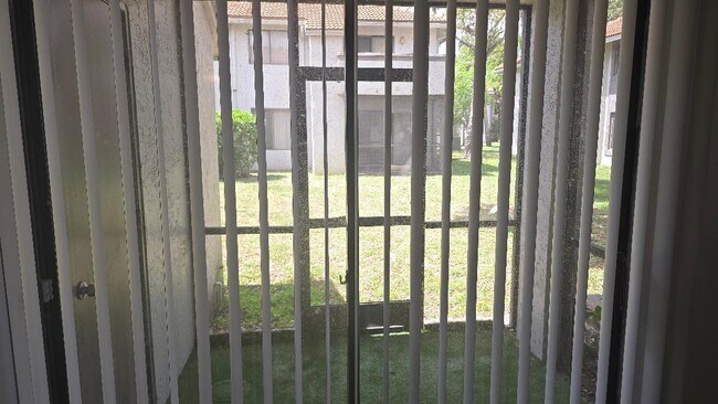 Building Photo - 3194 Coral Lake Ln