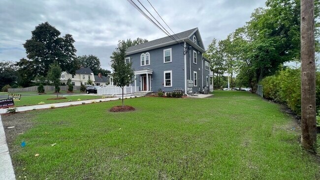 Building Photo - 336 Cambridge St