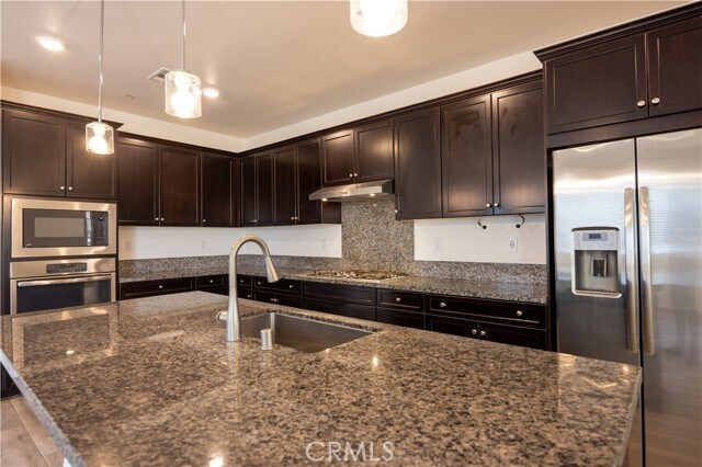 Building Photo - 24153 Paseo del Rancho Dr
