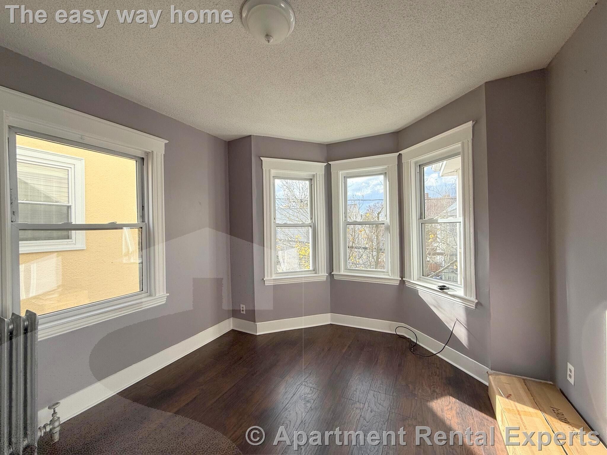 Building Photo - 196 Sherman St