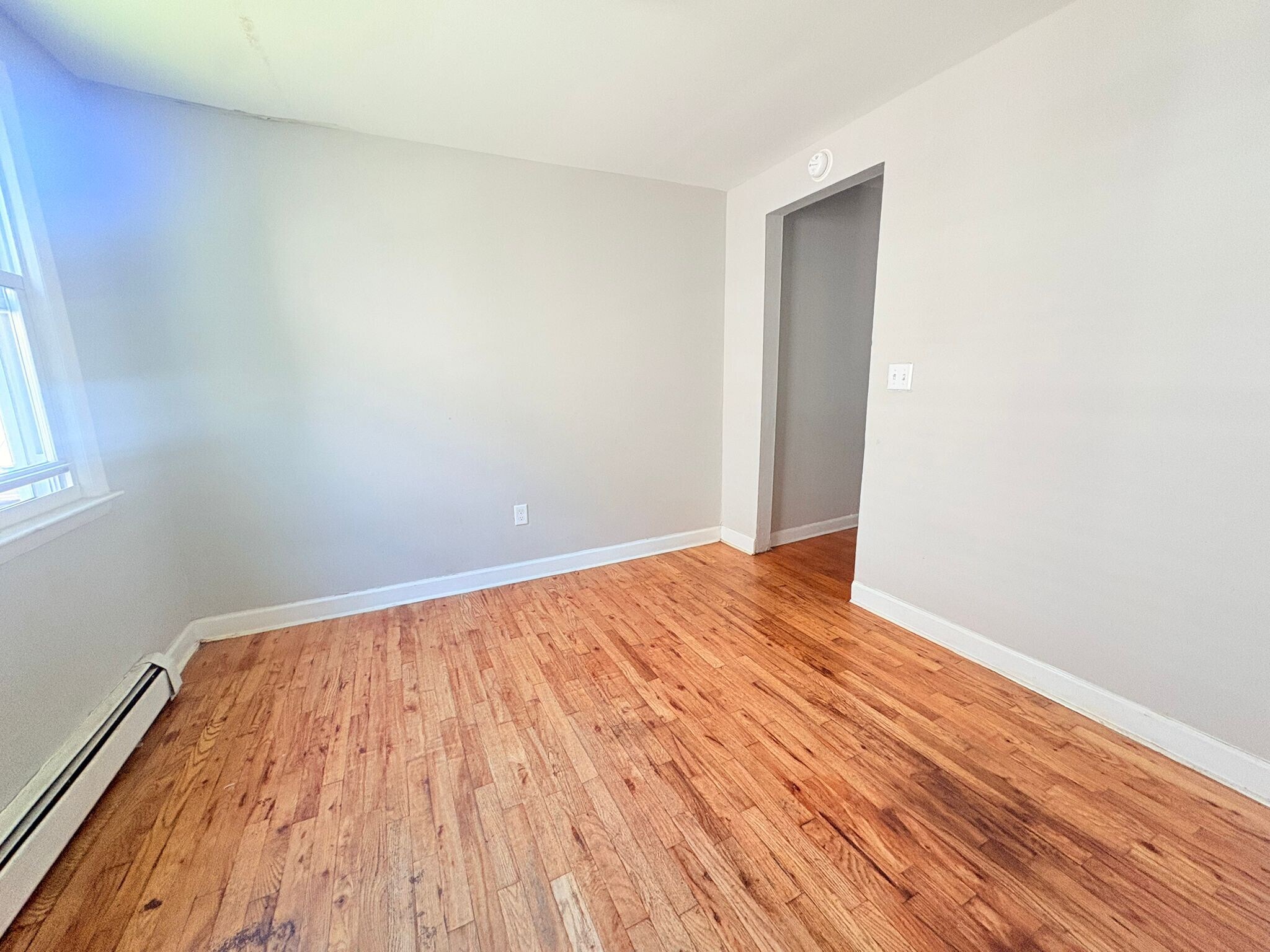 Building Photo - 6 Kilborn St
