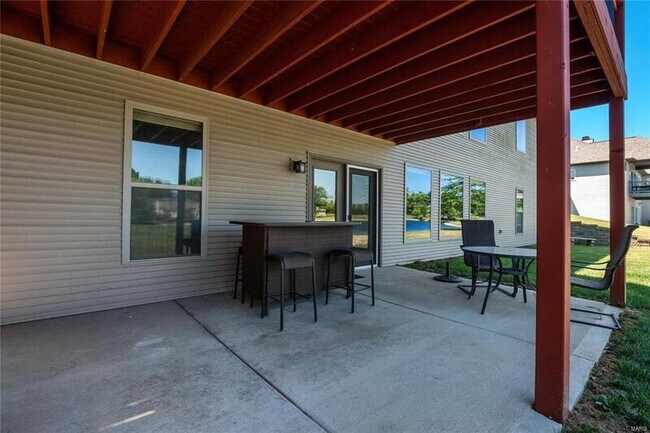 Building Photo - 8425 Treybrooke Pl