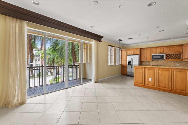 Building Photo - 2900 NW 125th Ave