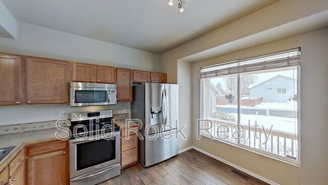 Building Photo - 4642 Crow Creek Dr