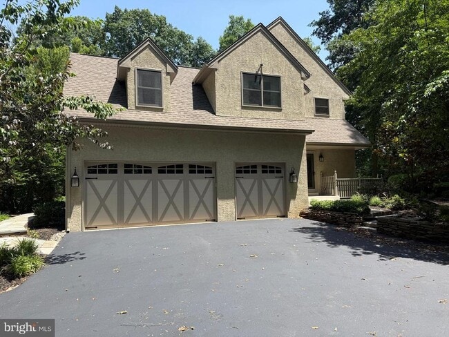 Building Photo - 1714 Hickory Hill Rd