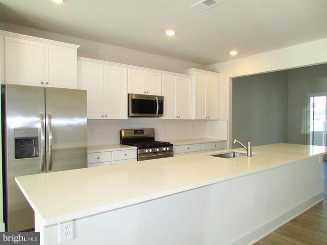 Building Photo - 31019 Nikelle Ln