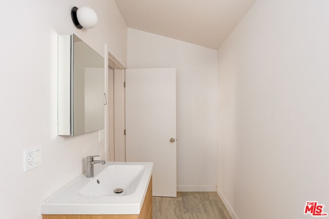 Building Photo - 126 Franklin Ct