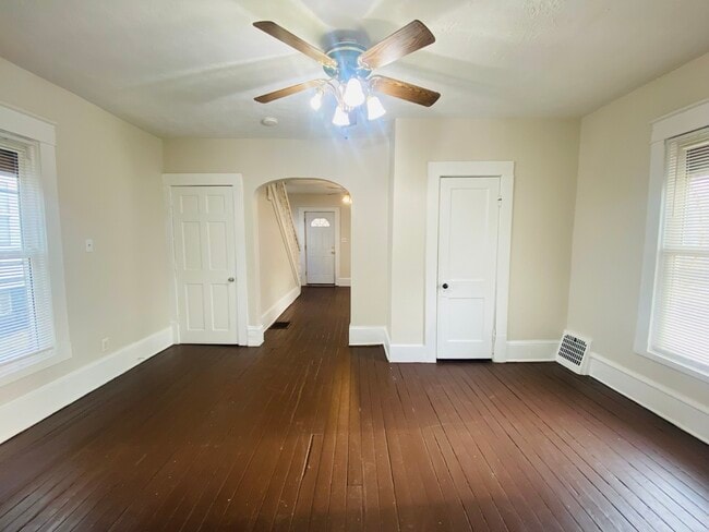 Building Photo - 1246 Edison Ave