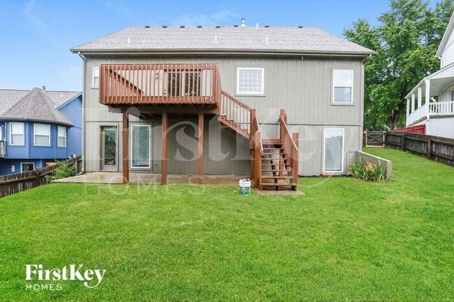 Building Photo - 800 Red Maple Dr