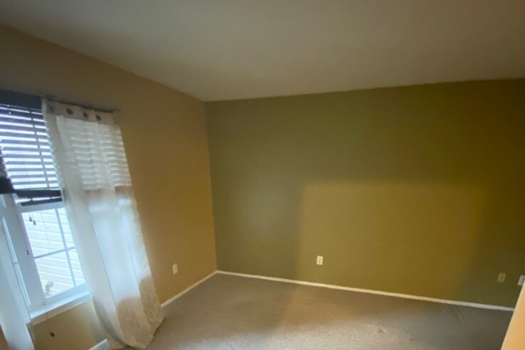 Building Photo - 505 Plymouth Rd