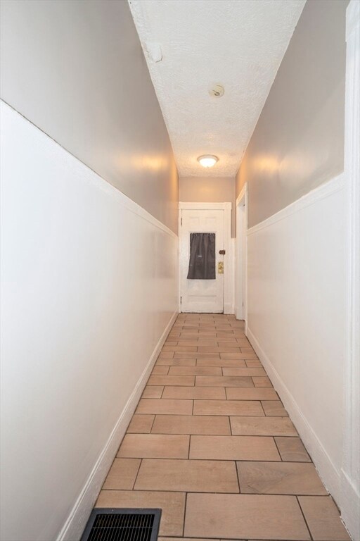 Building Photo - 117 Medford St