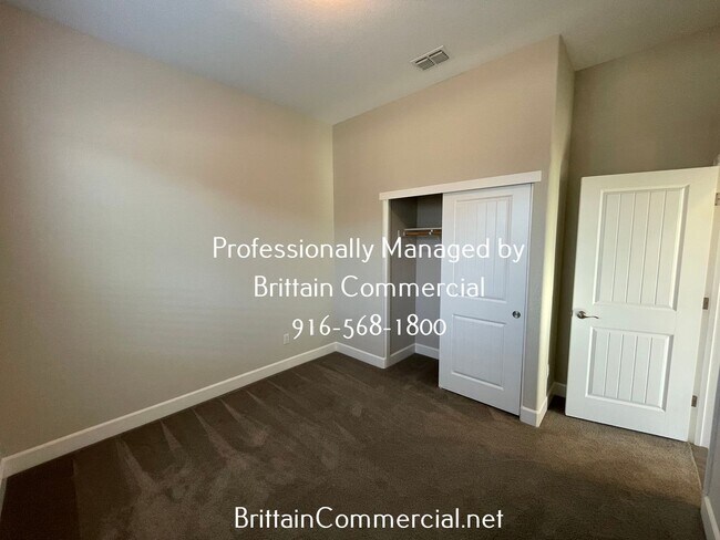 Building Photo - Now Leasing!! Gorgeous 3bd/2ba Single Story Home In Rocklin!