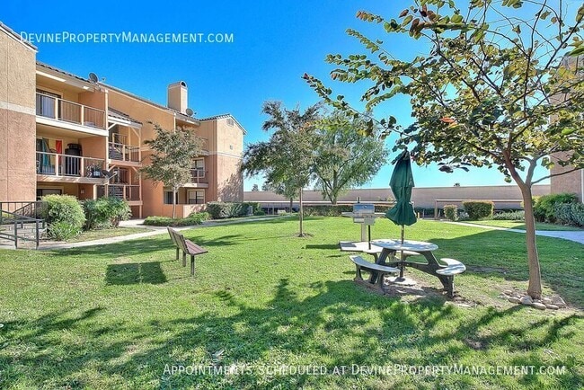 Building Photo - 10655 Lemon Ave