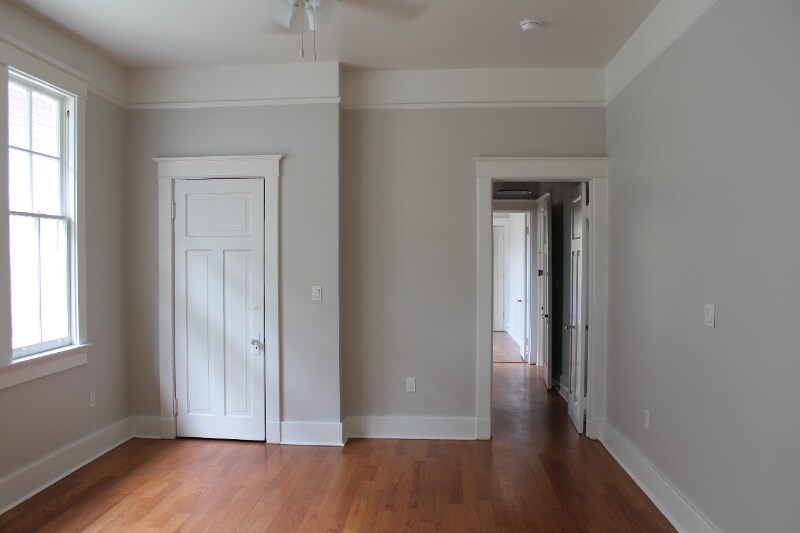 Building Photo - 2309 St Charles Ave