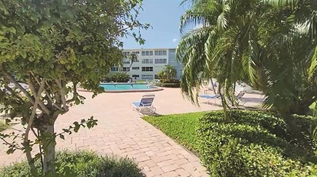 Building Photo - 6161 Gulf Winds Dr
